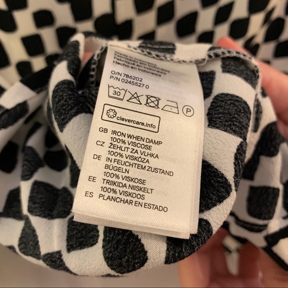 H&M women’s 10 L black/white mod flowy lightweight - Picture 4 of 4